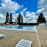 Mobil-home Avec Terrasse Pour 6 Personnes - Api-1-52-1187 *