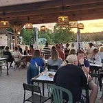 Mobil-home Avec Terrasse Pour 6 Personnes - Api-1-52-1187 La Douze