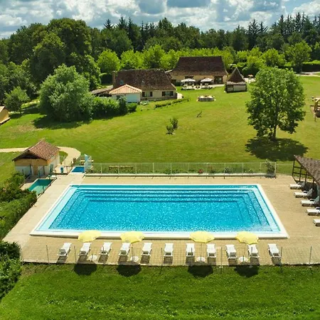 Mobil-home Avec Terrasse Pour 6 Personnes - Api-1-52-1187 *