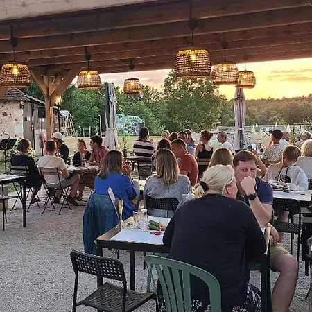 Mobil-home Avec Terrasse Pour 6 Personnes - Api-1-52-1187 La Douze