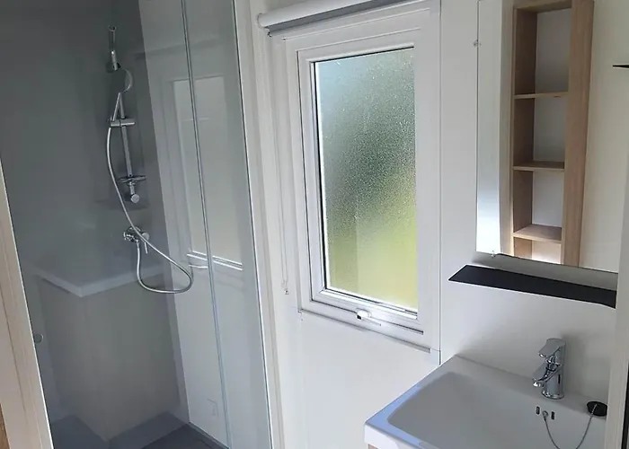 Mobil-home Avec Terrasse Pour 6 Personnes - Api-1-52-1187 캠프장 La Douze